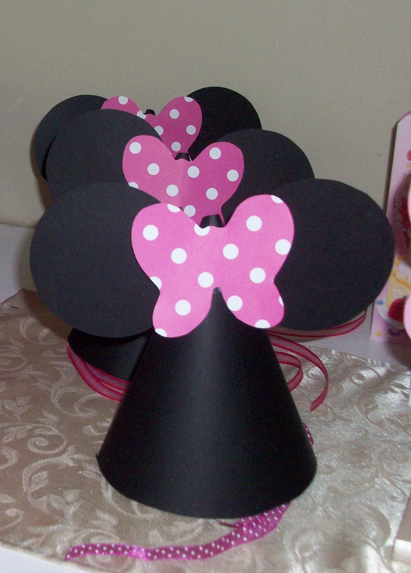 diy-tutorial-from-a-catch-my-party-member-how-to-make-minnie-mouse