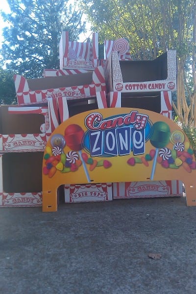 empty carnival boxes from the Dollar Store