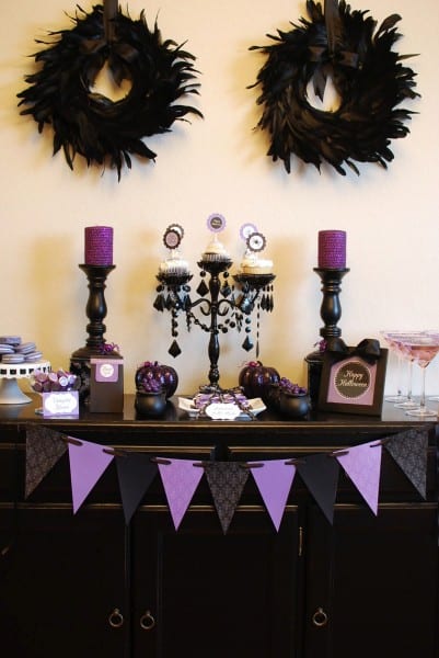 anna_and_blue_paperie_haute_halloween_dessert_table