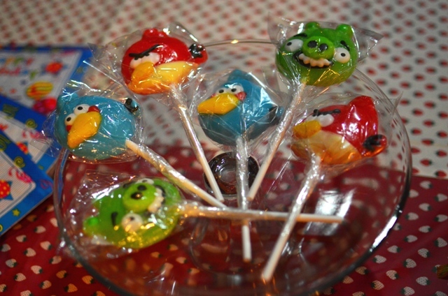 angry-bird-party-lollipops-03