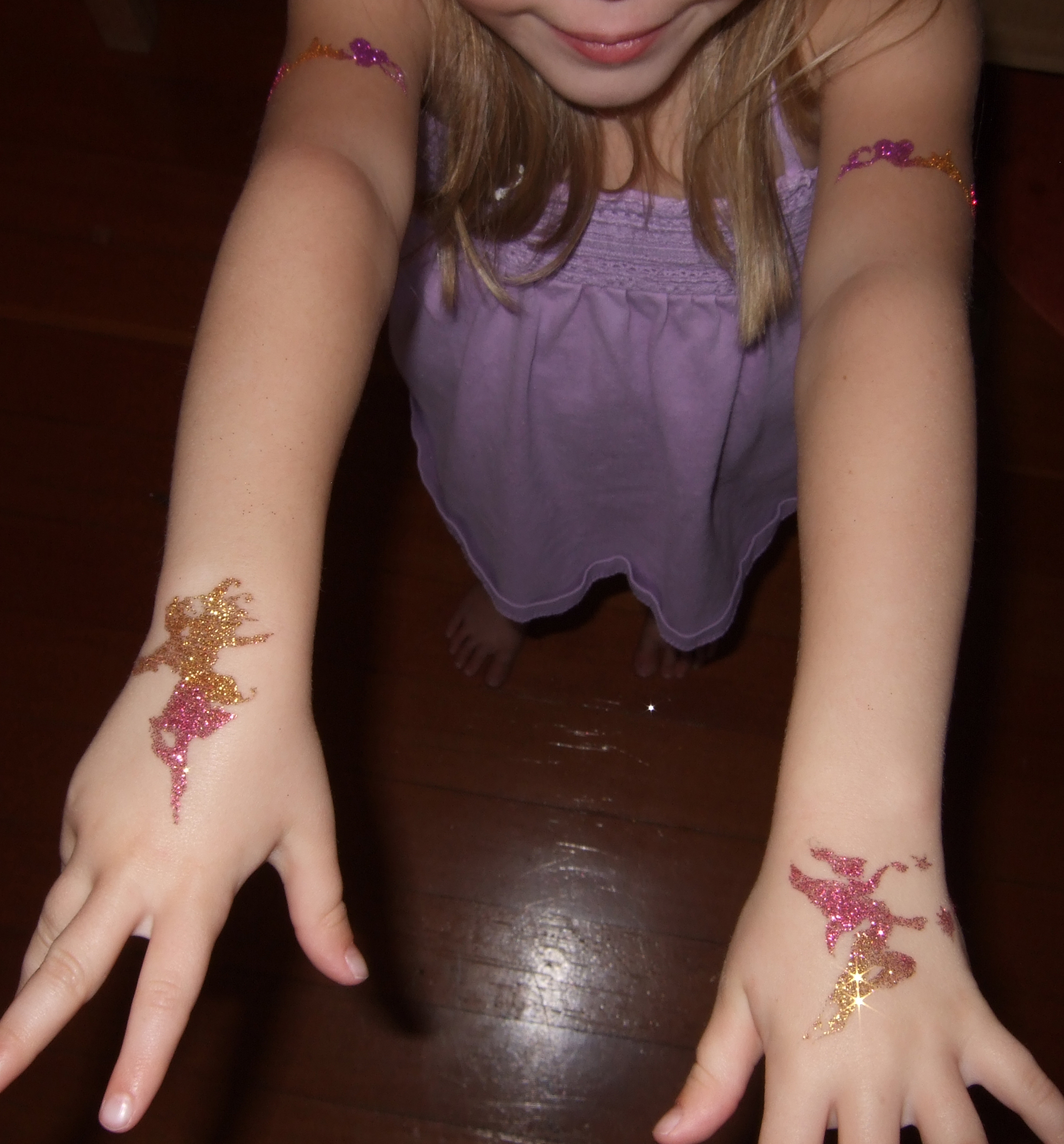 DIY How to Apply Glitter Tattoos (So Much Cooler Than Regular