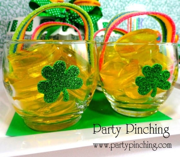 st-patricks-day-dessert-table