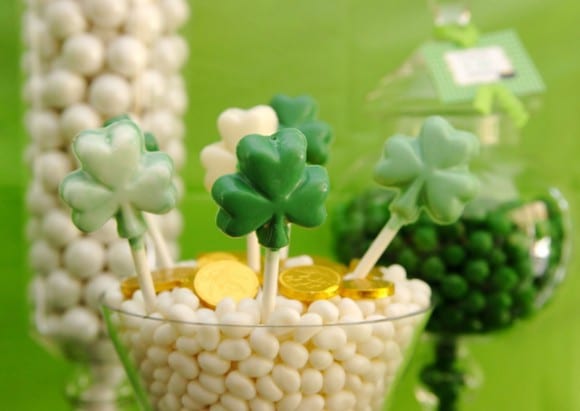 st-patricks-day-dessert-table