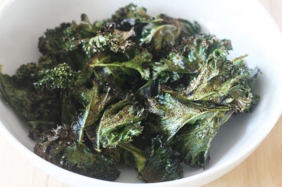 spicy-garlic-kale-chips-recipe-19A