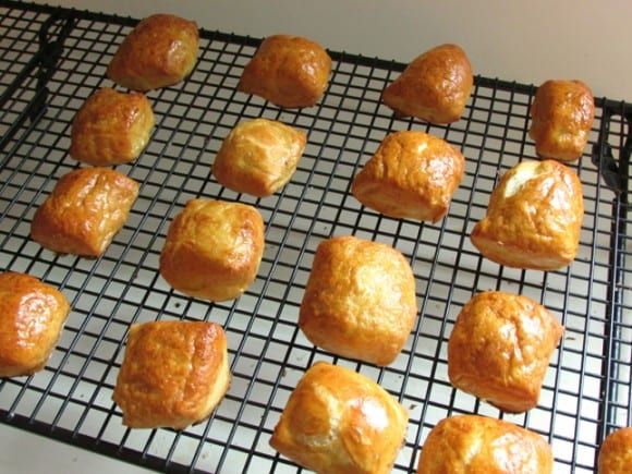 recipe-salted-caramel-pretzel-bites