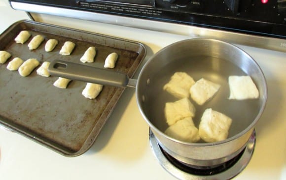 recipe-salted-caramel-pretzel-bites