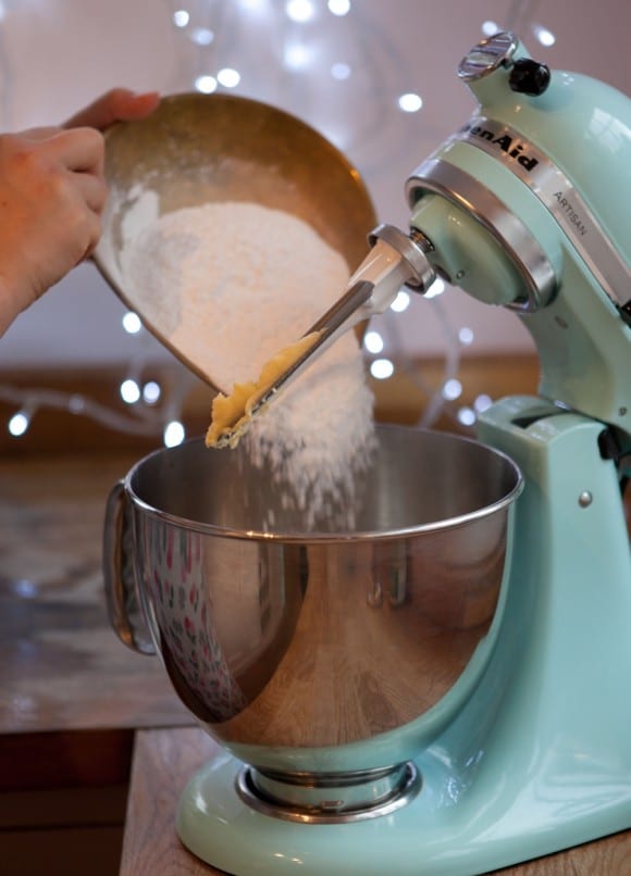 Chocolate gingerbread cupcake recipe