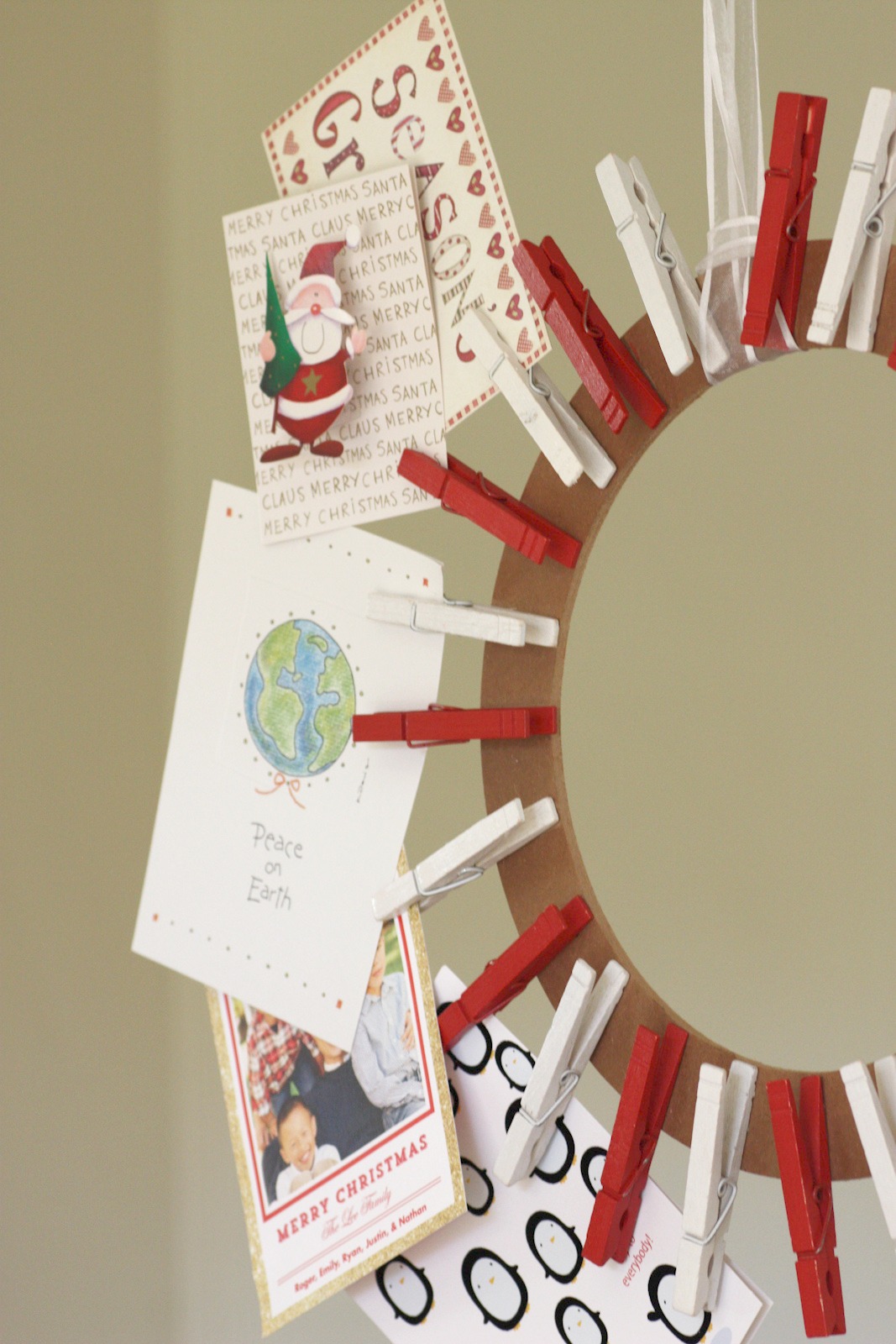 Clothespin Christmas card wreath DIY The Catch My Party Blog The
