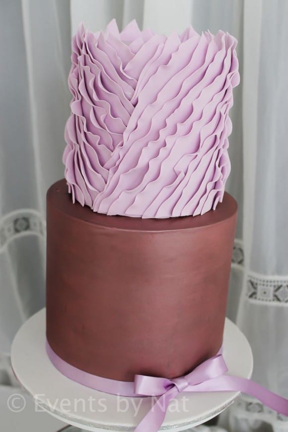 Gorgeous birthday cake | CatchMyParty.com