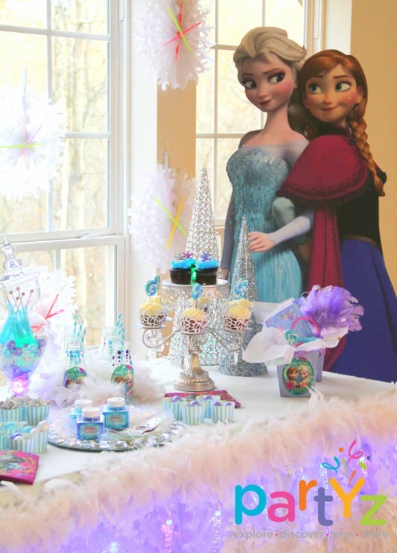 Frozen character standee decorations | catchmyparty.com