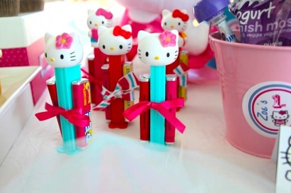 Hello Kitty Pez  | CatchMyParty.com