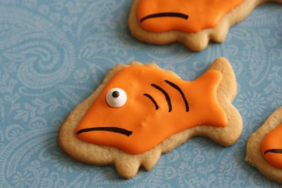 Grumpy goldfish sugar cookies for Grumpy Cat | CatchMyParty.com