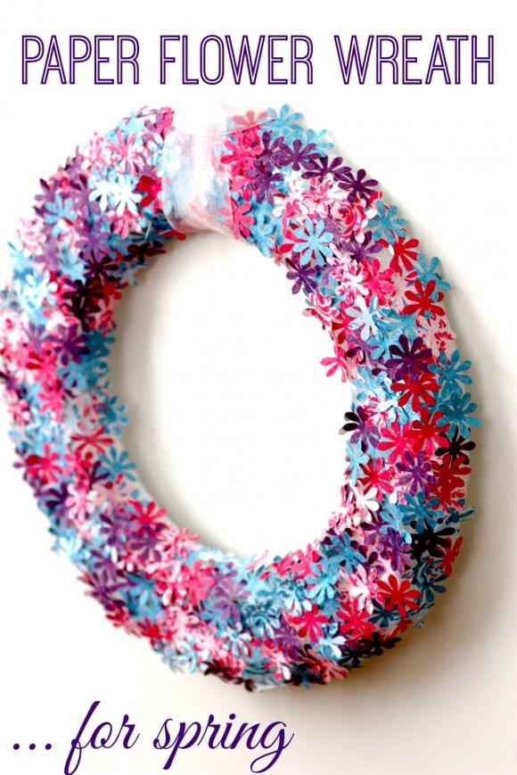 Spring paper flower wreath DIY | CatchMyParty.com