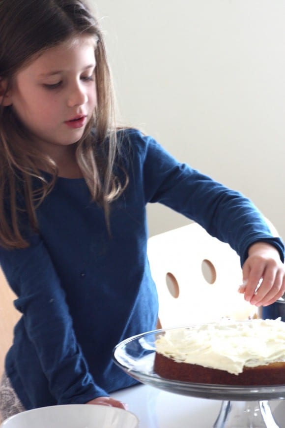 Toasted coconut cake recipe | CatchMyParty.com