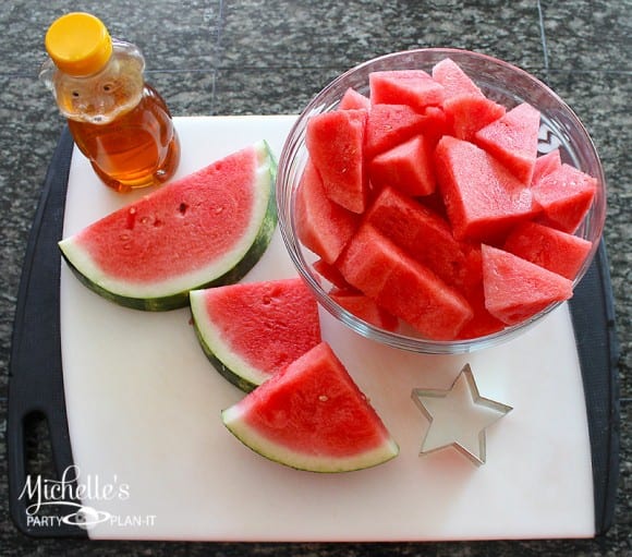 Watermelon agua fresca recipe ingredients | CatchMyParty.com