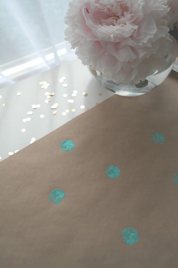 DIY Craft Paper Polka Dot Table Runner | CatchMyParty.com