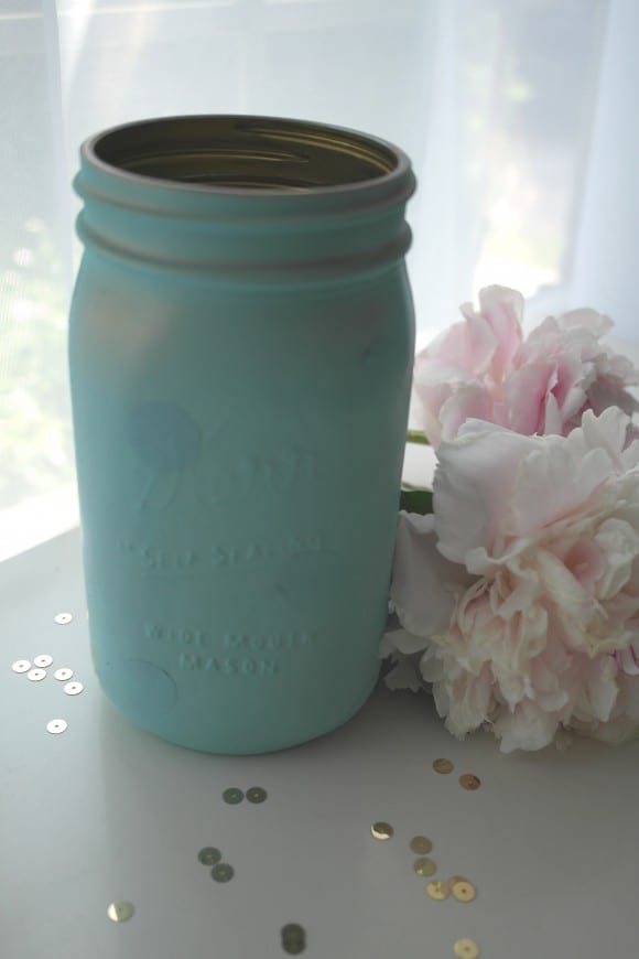 Chic Mason Jar Vase Tutorial | CatchMyParty.com
