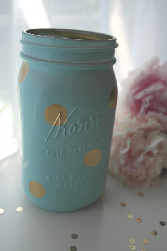 Chic Mason Jar Vase Tutorial | CatchMyParty.com