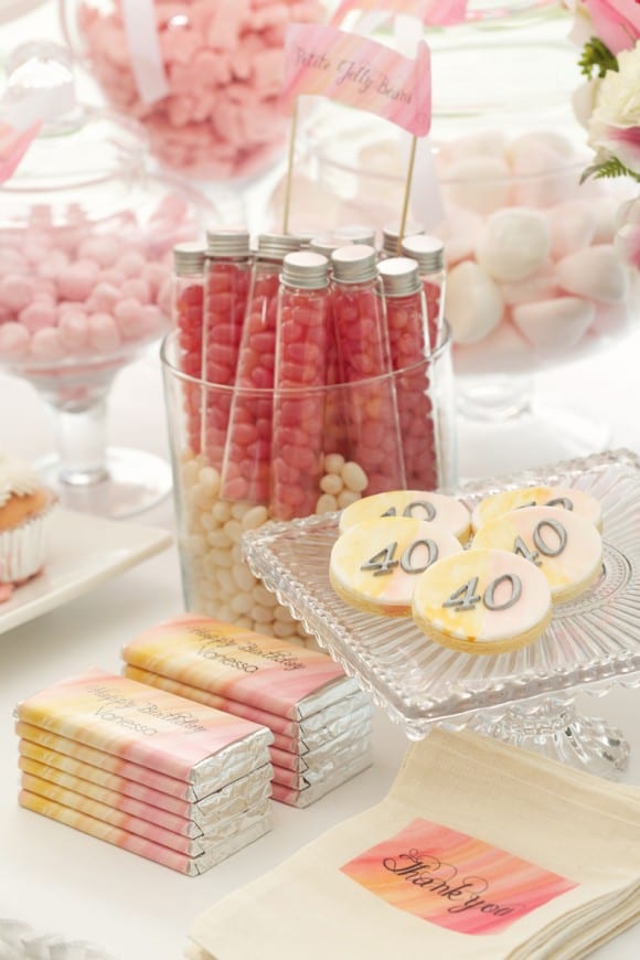 Pink Themed 40th Birthday Party | CatchMyParty.com Pink Themed 40th Birthday Party | CatchMyParty.com