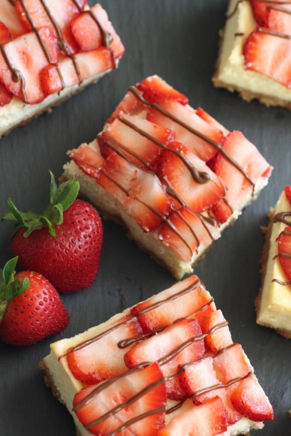 Strawberry Nutella Cheesecake Square Recipe | CatchMyParty.com