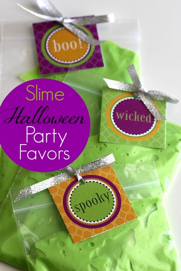 Easy slime Halloween party favors + free printables! | CatchMyParty.com