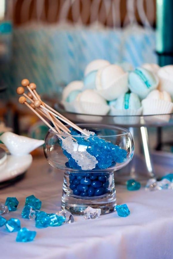 16 Awesome Frozen Party Treats | CatchMyParty.com