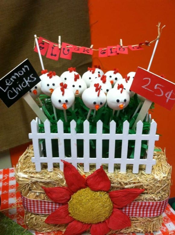 Chicken cake pops| CatchMyParty.com