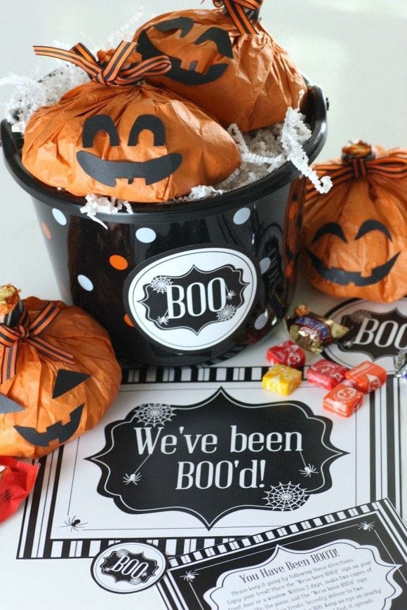 Halloween Tissue Paper Pumpkins | CatchMyParty.com