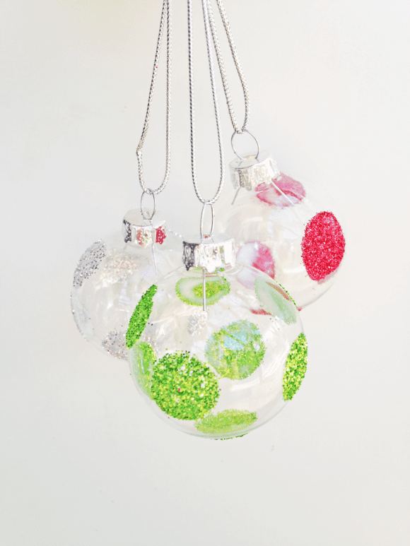 Polka Dot Glittered Ornaments DIY | CatchMyParty.com