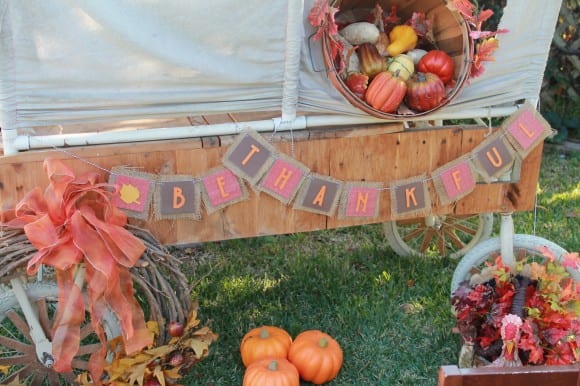 Thanksgiving Kid's Table Ideas | CatchMyParty.com
