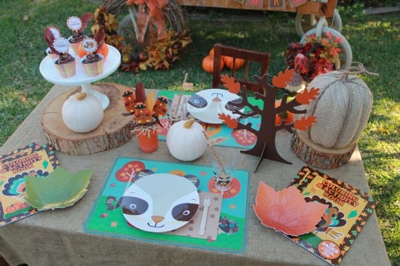Thanksgiving Kids Table Ideas | CatchMyParty.com