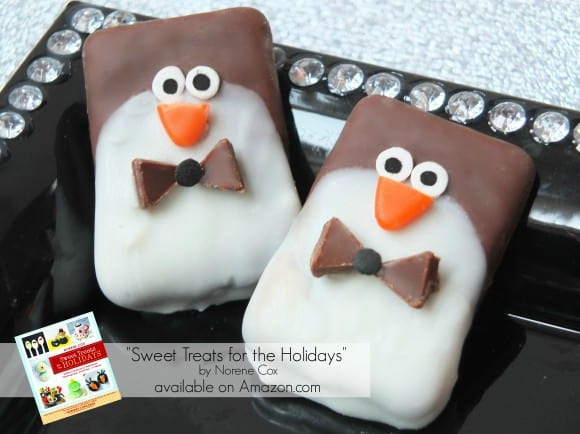 New Year Tuxedo Penguins | CatchMyParty.com