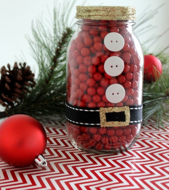 Santa Mason Jar DIY | CatchMyParty.com