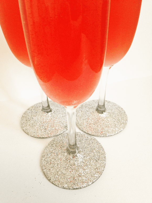 Glittered Flutes DIY | CatchMyParty.com