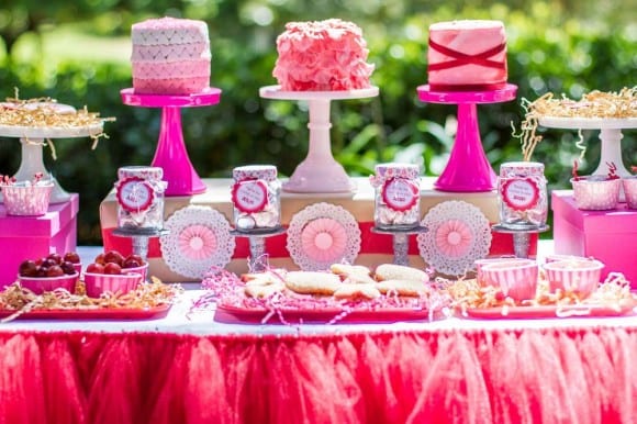 Valentine's Day Dessert Tables | CatchMyParty.com