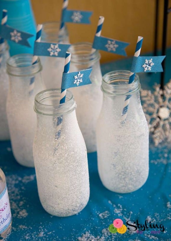 Frozen frosted milk bottles | CatchMyParty.com
