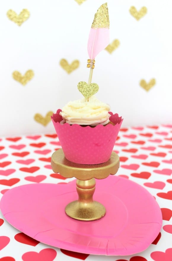 Valentine's Day Glitter Cupcake Topper DIY | CatchMyParty.com