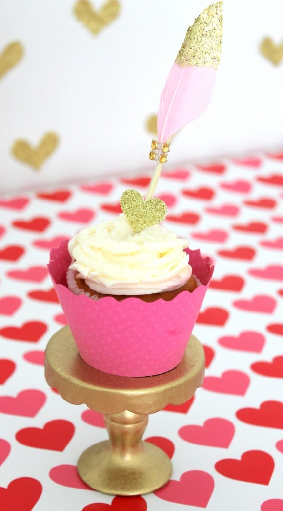 Valentine's Day Glitter Cupcake Topper DIY | CatchMyParty.com