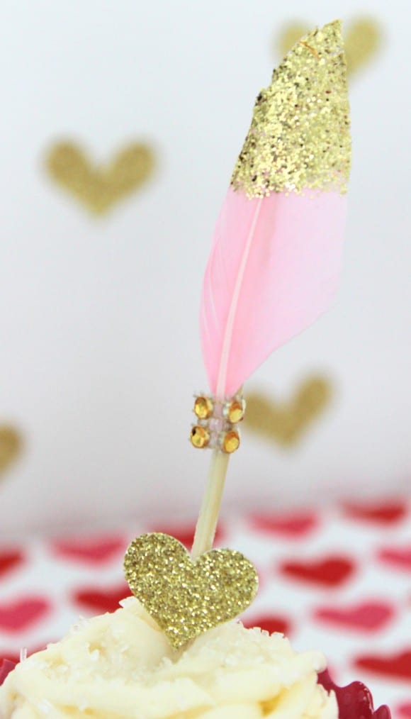Valentine's Day Cupcake Topper | CatchMyParty.com