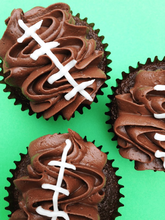 Football Cupcake DIY | CatchMyParty.com