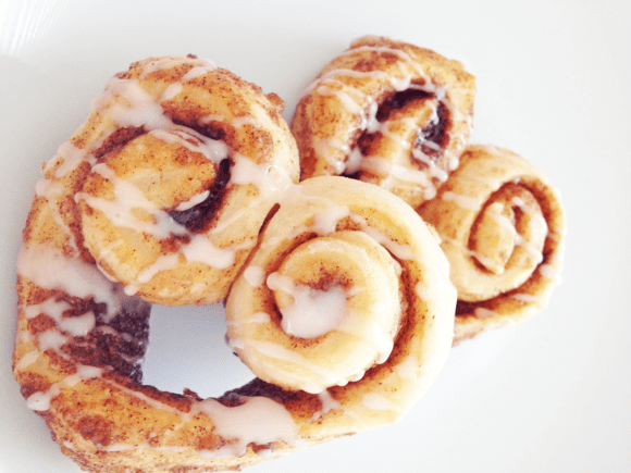 Heart Shaped Cinnamon Rolls | CatchMyParty.com