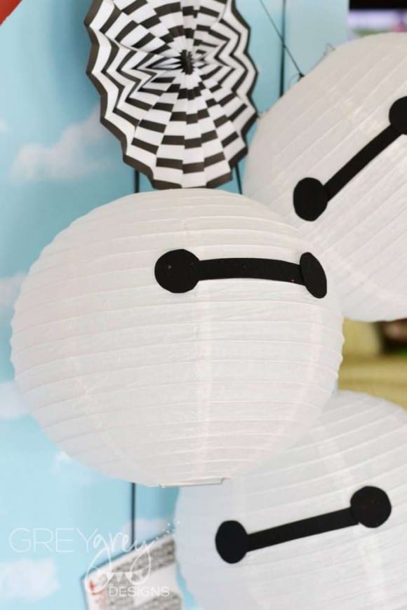 Baymax paper lanterns | CatchMyParty.com