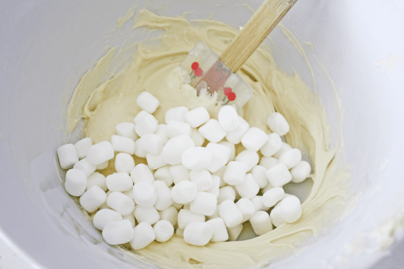 Ingredients for marshmallow bark | CatchMyParty.com