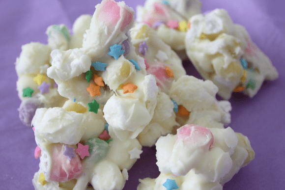 Marshmallow White Chocolate Bark Recipe | CatchMyParty.com