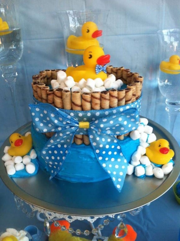 Ducky cake | CatchMyParty.com