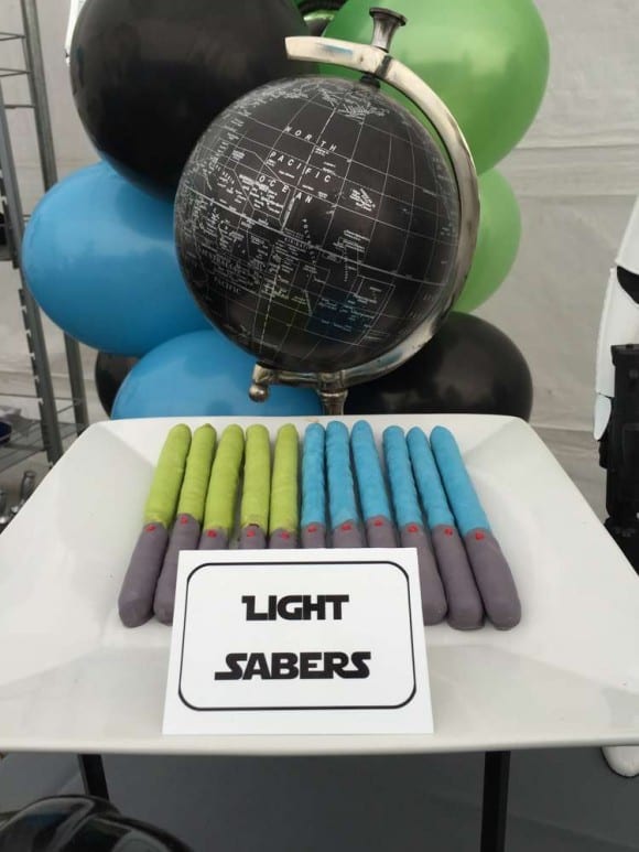 Pretzel light saber | CatchMyParty.com