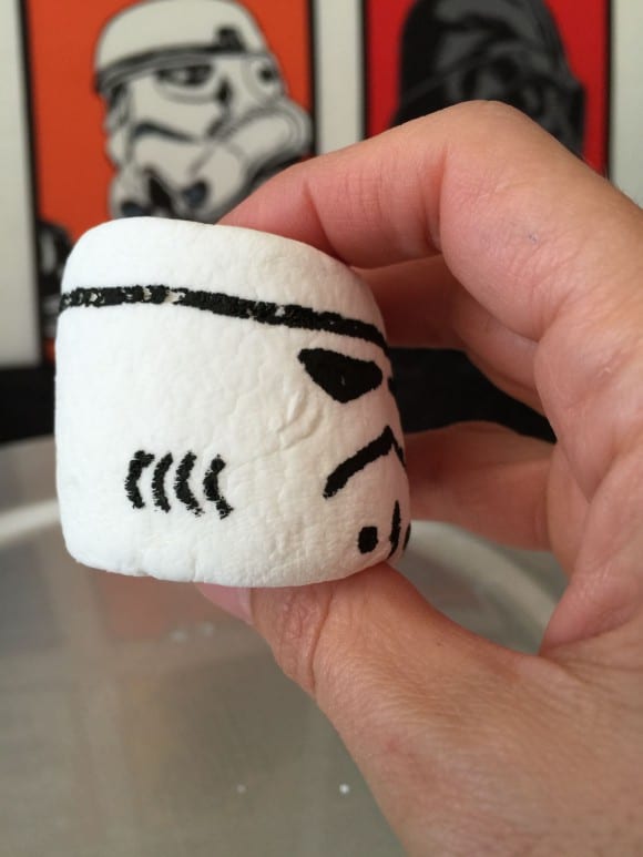 Stormtrooper Marshmallow | CatchMyParty.com