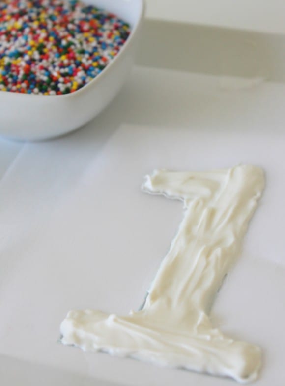 Making the Sprinkle Cake Topper| CatchMyParty.com