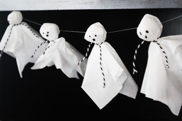 DIY Tissue Ghost Garland | CatchMyParty.com
