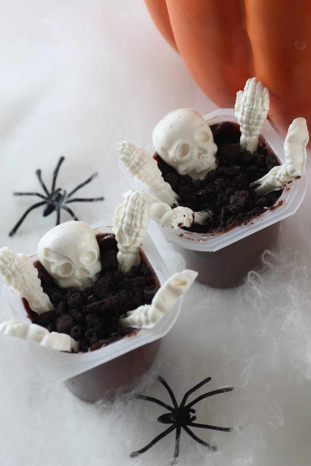 halloween-pudding-cups-45 - The Catch My Party Blog The Catch My Party Blog